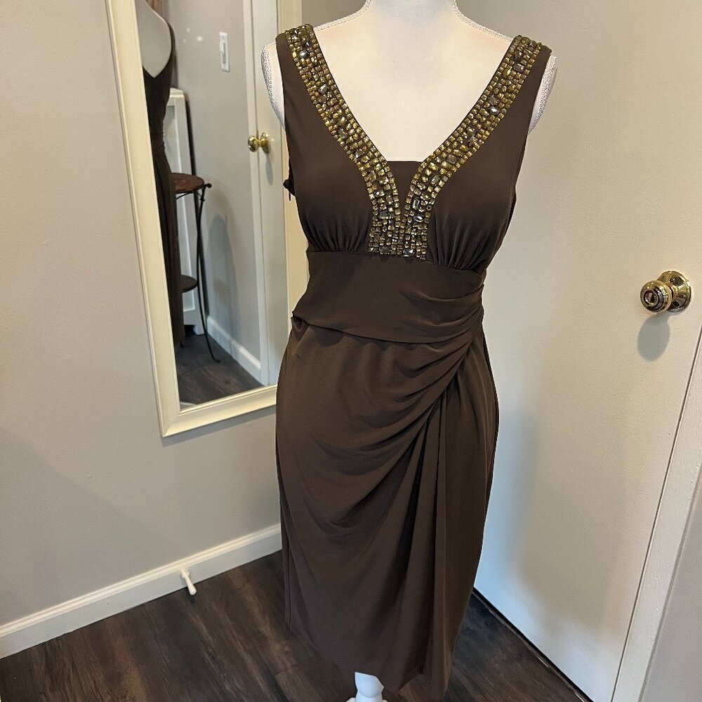 Anne Klein NY Brown Sleeveless Embellished Ruched Midi Dress, Size 6